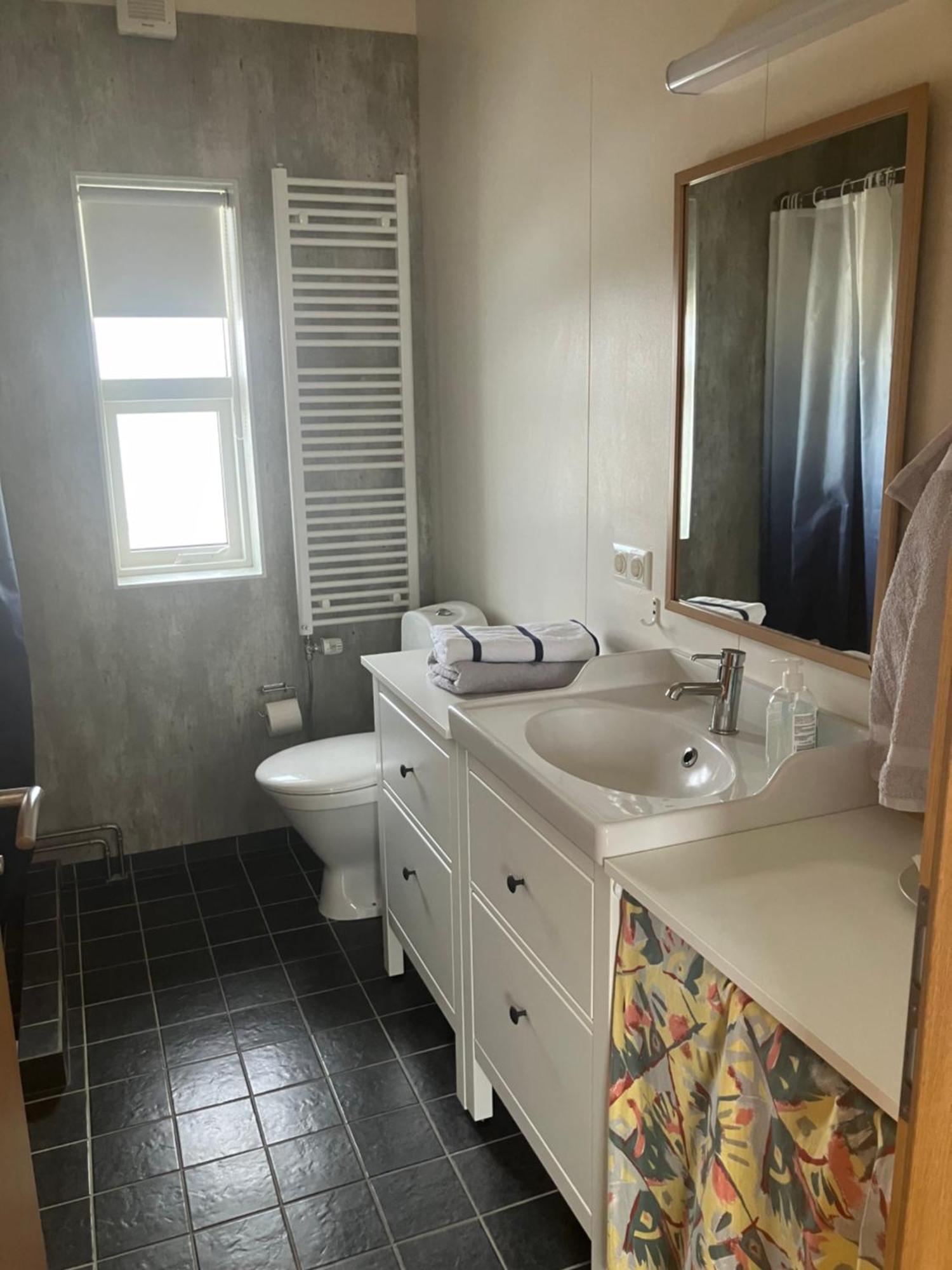 Ytri Arbakki Hotel Hvammstangi Buitenkant foto